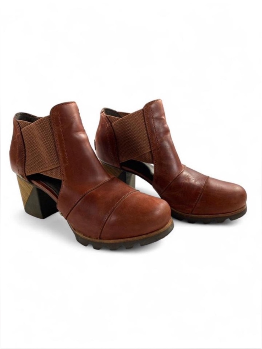 Sorel ‘Addington’ Cut Out Leather Ankle Boot in Cognac Brown Block Heel Size 6